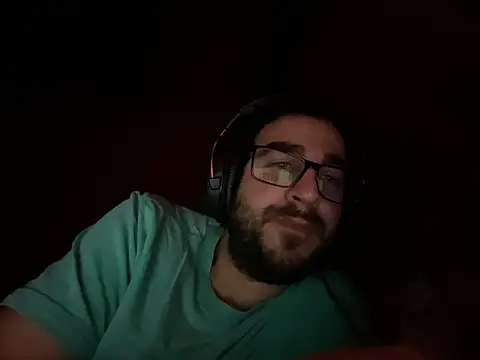 دردشة young_bear06 الجنسية المباشرة