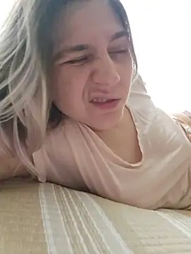 ScarletsWeb's Live XXX Chat