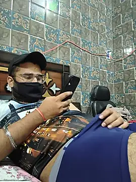BeardKingoBack: απευθείας συνομιλία ΧΧΧ
