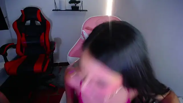 צ'אט XXX בשידור חי של jessi_and_boy