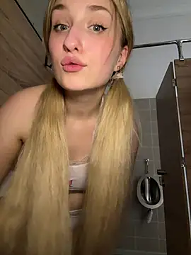 LollyPollly's Live XXX Chat