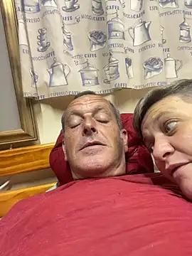 Czat XXX na żywo – GeldenKuy