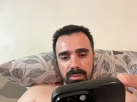 brunobra_ লাইভ XXX চ্যাট