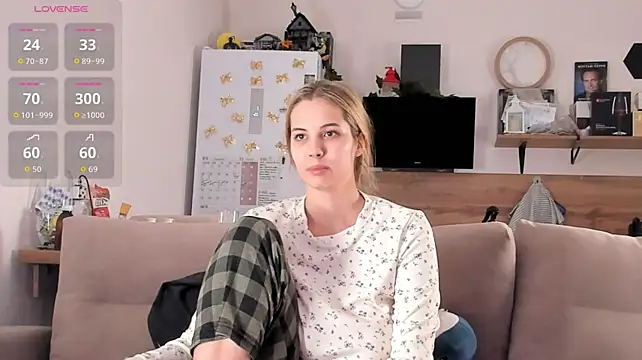 Hot__K élő XXX-chatje