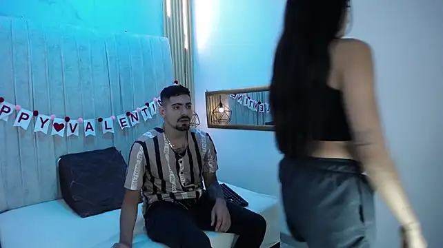 CarolinaySebas Adlı Modelin Canlı XXX Sohbeti