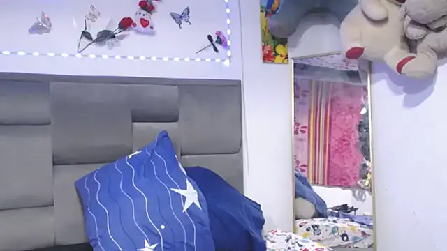 Sharloth_milf 라이브 XXX 채팅
