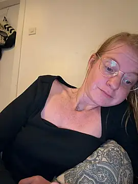 jannis1992 live XXX chat