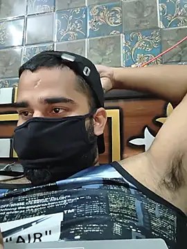 Czat XXX na żywo – BeardKingoBack