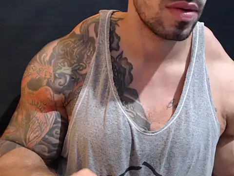 XXX chat uživo modela DommMaster