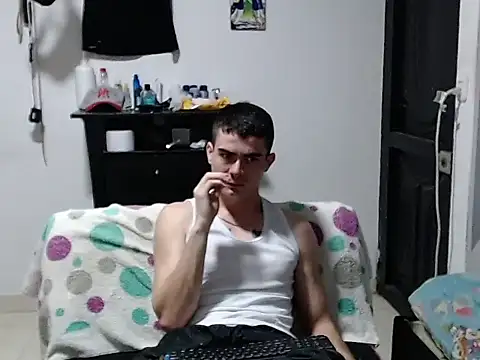 Pokazy przed kamerką – Zac_Efront
