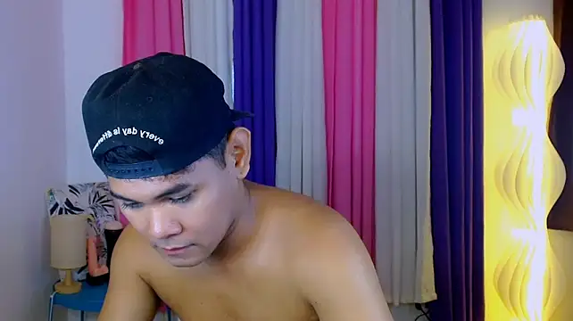 XXX chat uživo modela _xxcocksucker