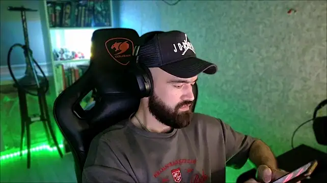 Chat +18 de _Serious_Man ao vivo