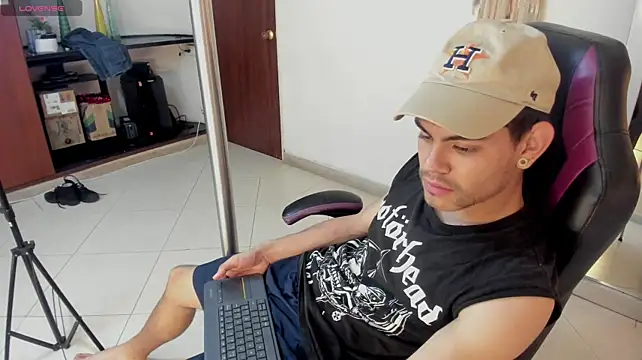 Živý XXX chat Lycan____