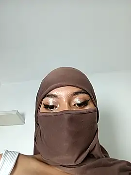 Chat +18 de Samira_1 ao vivo