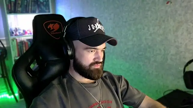_Serious_Man Chat XXX live