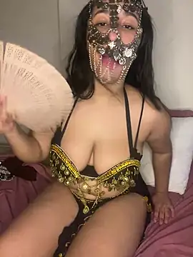 Nissrinee's Live XXX Chat