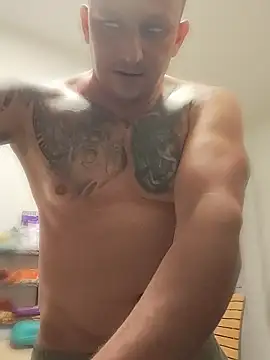 Show modela Mister_Beef na web-kameri