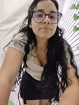 alanahot94's Live XXX Chat