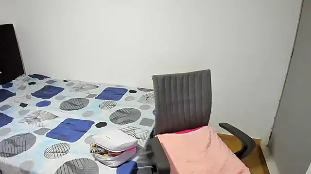 Chatroom XXX en direct de RachelJones_