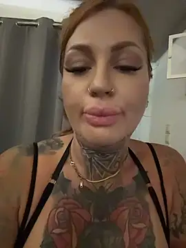 krysstal003's Live XXX Chat