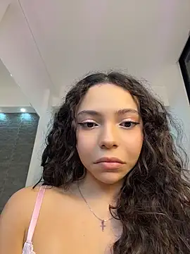 Mia_honey3 élő XXX-chatje