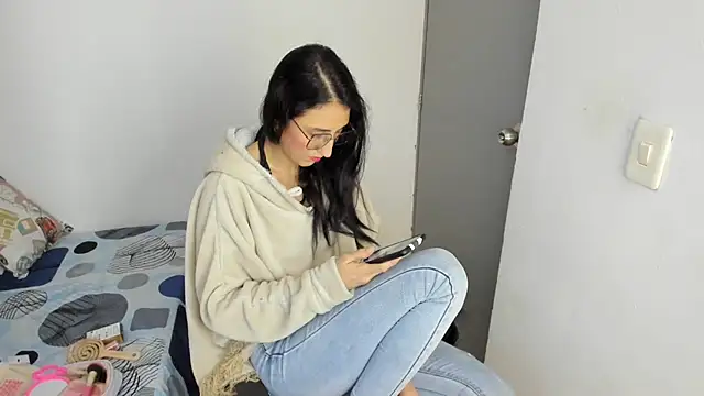 RachelJones_n Live XXX chat