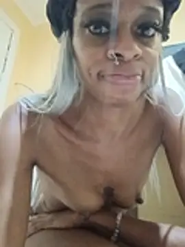 Chatroom XXX en direct de Jasmine_FullsShine