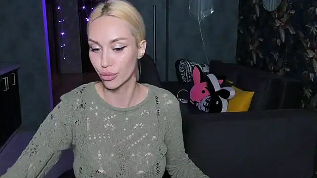 Blckmirrorr Chat XXX in diretta