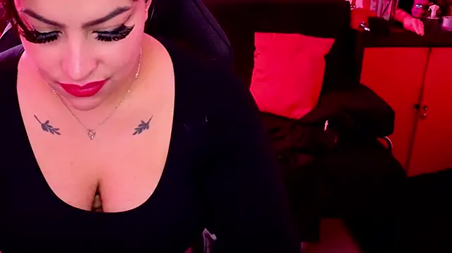 Онлайн чат XXX True_Bdsm_xx
