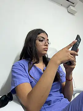 Mia_Alanna's Live XXX Chat