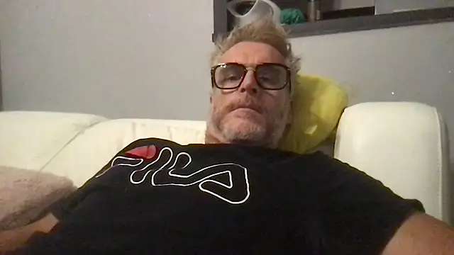 Czat XXX na żywo – Axl_hot