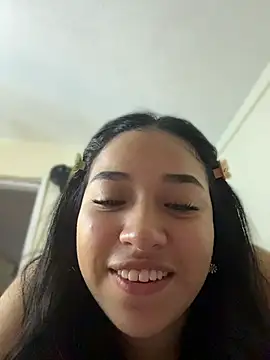 Issa_rodriguez's Live XXX Chat