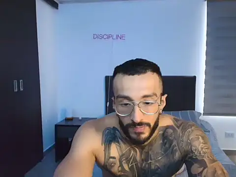 Simon_trujillo Chat XXX live