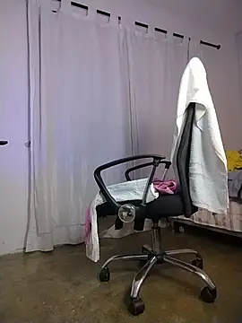 Czat XXX na żywo – BadboyX333