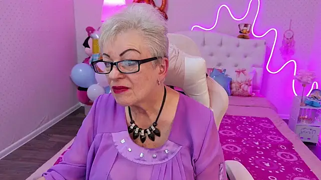 KayleSmoll Live XXX-chat
