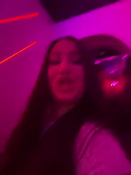 ICEGLOSS Live XXX-Chat