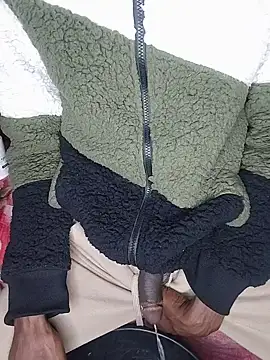 THATHAIRYTALLDUDEのウェブカメラショー
