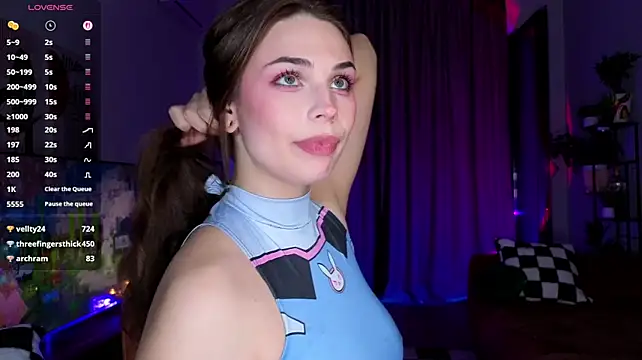 Katerinchik 现场XXX聊天
