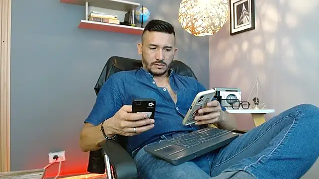 Chat XXX en directo de Reiko_85_