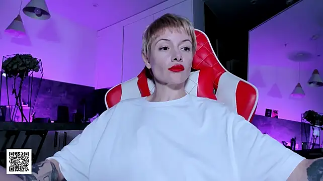 _Misha_Addams_: απευθείας συνομιλία ΧΧΧ