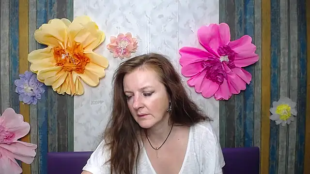 MeganPirs live XXX chat