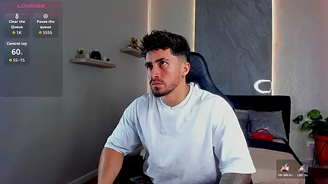 XXX chat uživo modela Brad_Summer