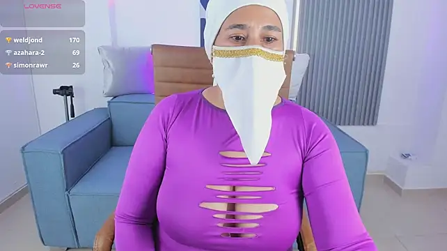 XXX chat uživo modela Thalia_hala