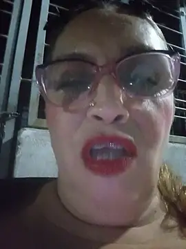 MOTHER_AND_SON09 live XXX chat