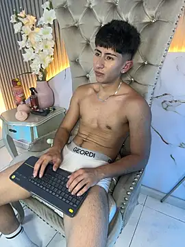 Živý XXX chat AndyJustgame_