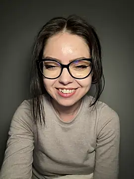 Chat +18 de KaylaLewyss ao vivo