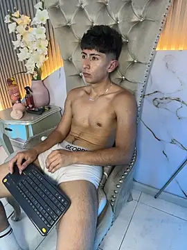 AndyJustgame_n Live XXX chat