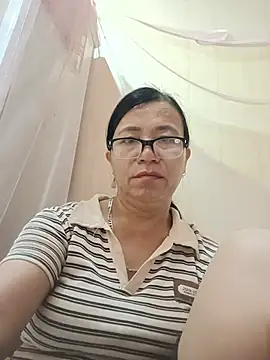 Chilly-wet's Live XXX Chat