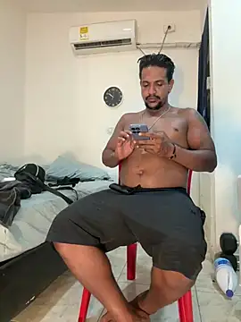 bigdick211292 live XXX chat