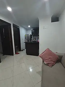 Chat +18 de LouisKalima ao vivo